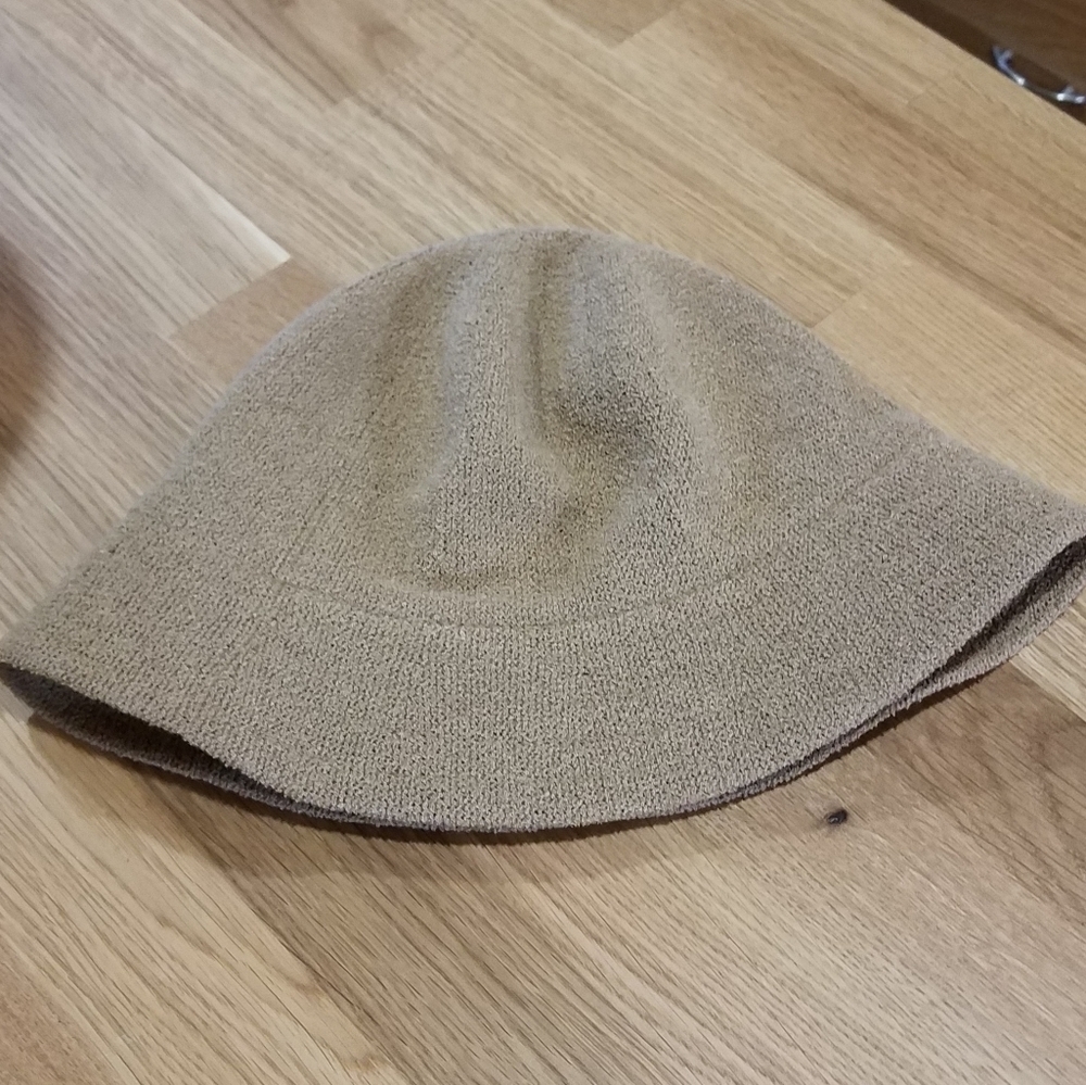 OLIVE Folding Hat - Picture 6 of 8
